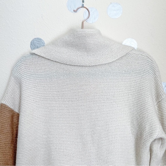 Cyrus Oversized Neutral Colorblock Cowl Neck Knit Sweater - Picture 5 of 8